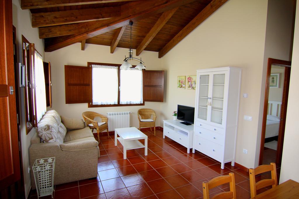 Apartamentos Rurales Senda Costera Hontoria Room photo